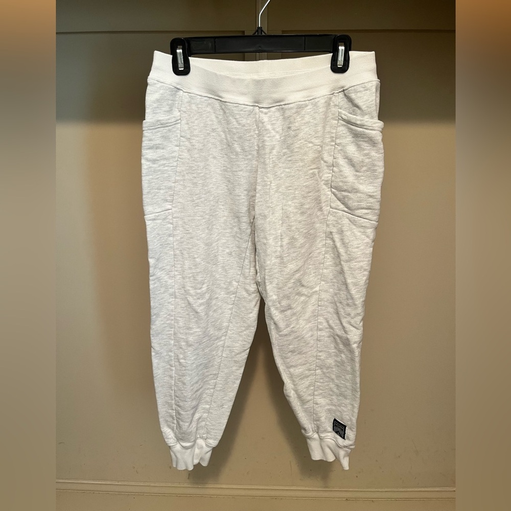 Oiselle Heather Cream Lauren Sweatpant Joggers